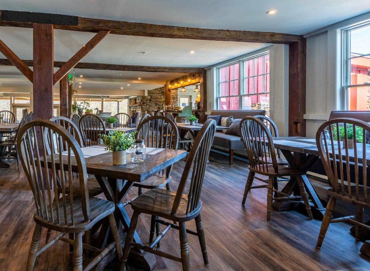 Mountain Meadows Lodge キリングトン エクステリア 写真